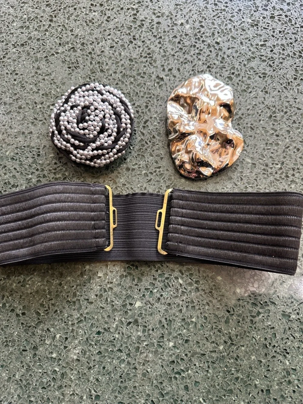 VTG Charmant of Beverly Hills Abstract Silver Tone Buckle +1 Black Stretch Belt